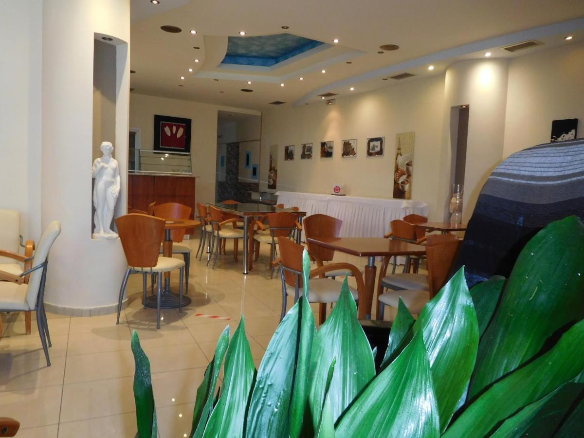 Efstratios Hotel Loutra Edipsou  ภายนอก รูปภาพ