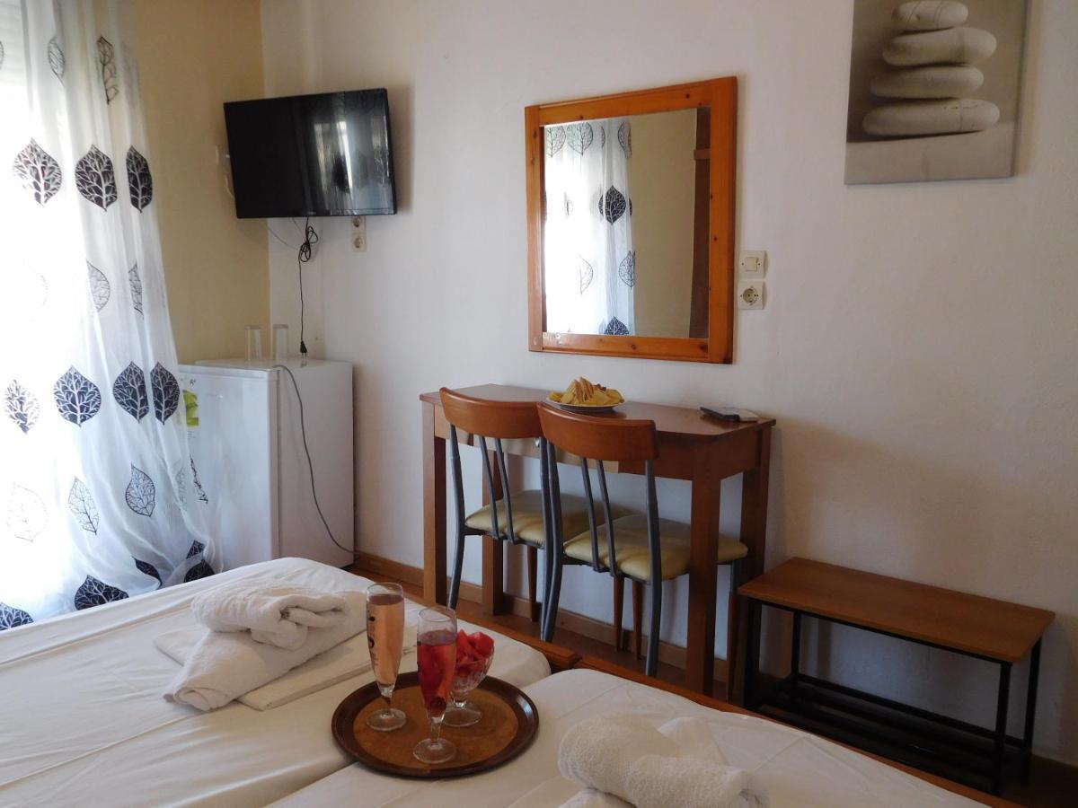 Efstratios Hotel Loutra Edipsou  ภายนอก รูปภาพ