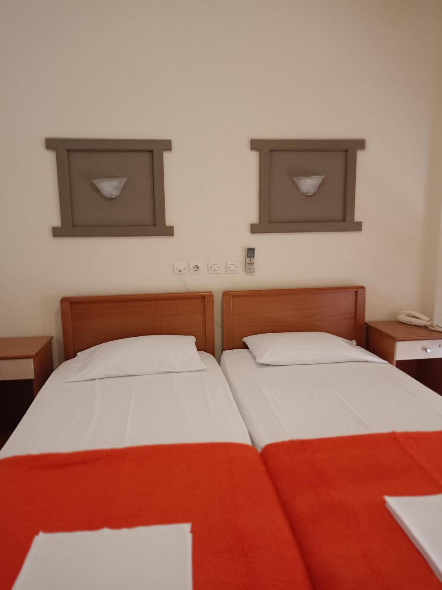Efstratios Hotel Loutra Edipsou  ภายนอก รูปภาพ