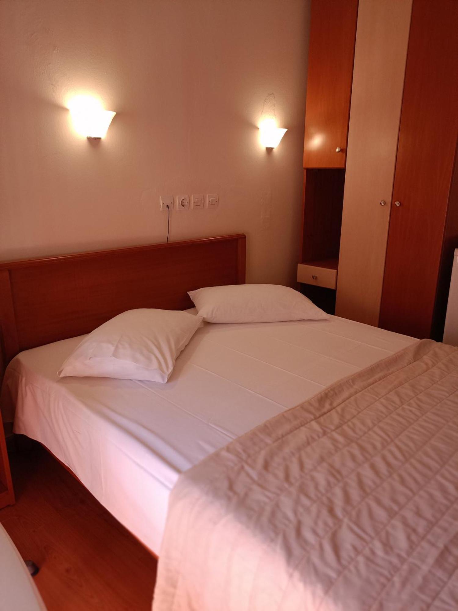 Efstratios Hotel Loutra Edipsou  ภายนอก รูปภาพ
